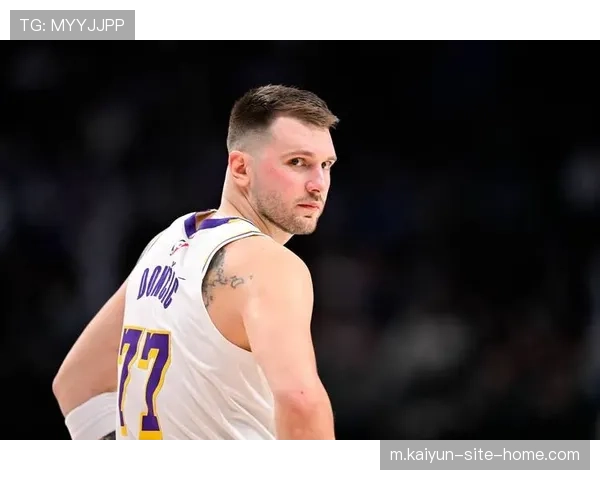 东契奇场均失误联盟第一 控球稳定性成为湖人隐患 东契奇场均失误联盟第一 控球稳定性成为湖人隐患